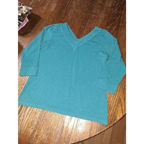 Small Chicos Size 0 Teal Blue Deep VNeck Pullover Shirt Top 3/4 Sleeve - Picture 1 of 3